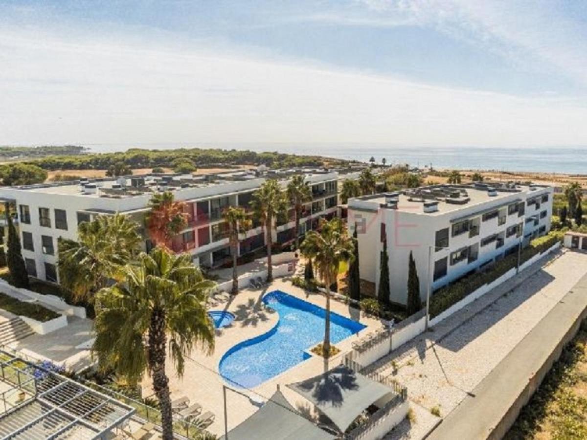 Apartamentos Cavalo Preto Beach Resort Картейра Экстерьер фото