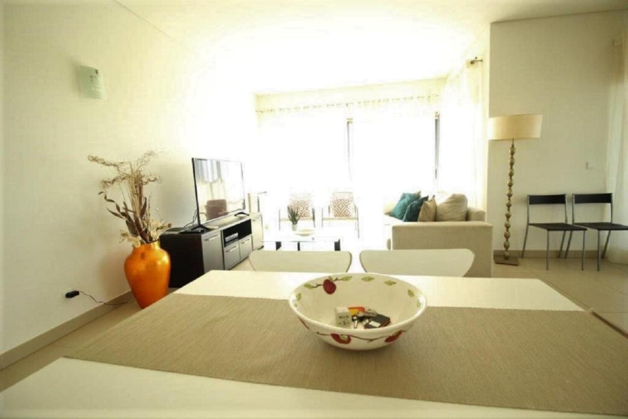 Apartamentos Cavalo Preto Beach Resort Картейра Экстерьер фото