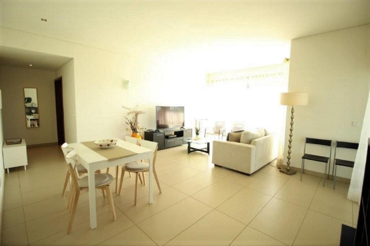 Apartamentos Cavalo Preto Beach Resort Картейра Экстерьер фото